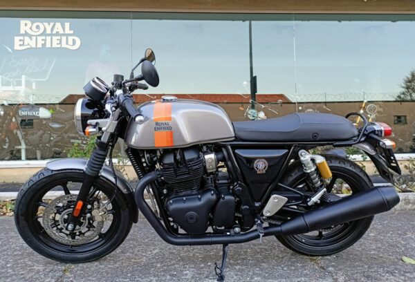 Royal Enfield Continental GT650 Blackout - immagine 5