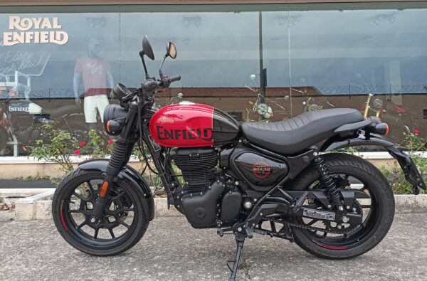 Royal Enfield HNTR 350 AZ