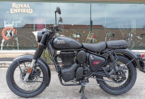 Royal Enfield Classic 350 Dark Stealth Black - Km0 - Finanziabile - immagine 2