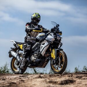 QJMOTOR SVT650X promo Kit 3 Valigie