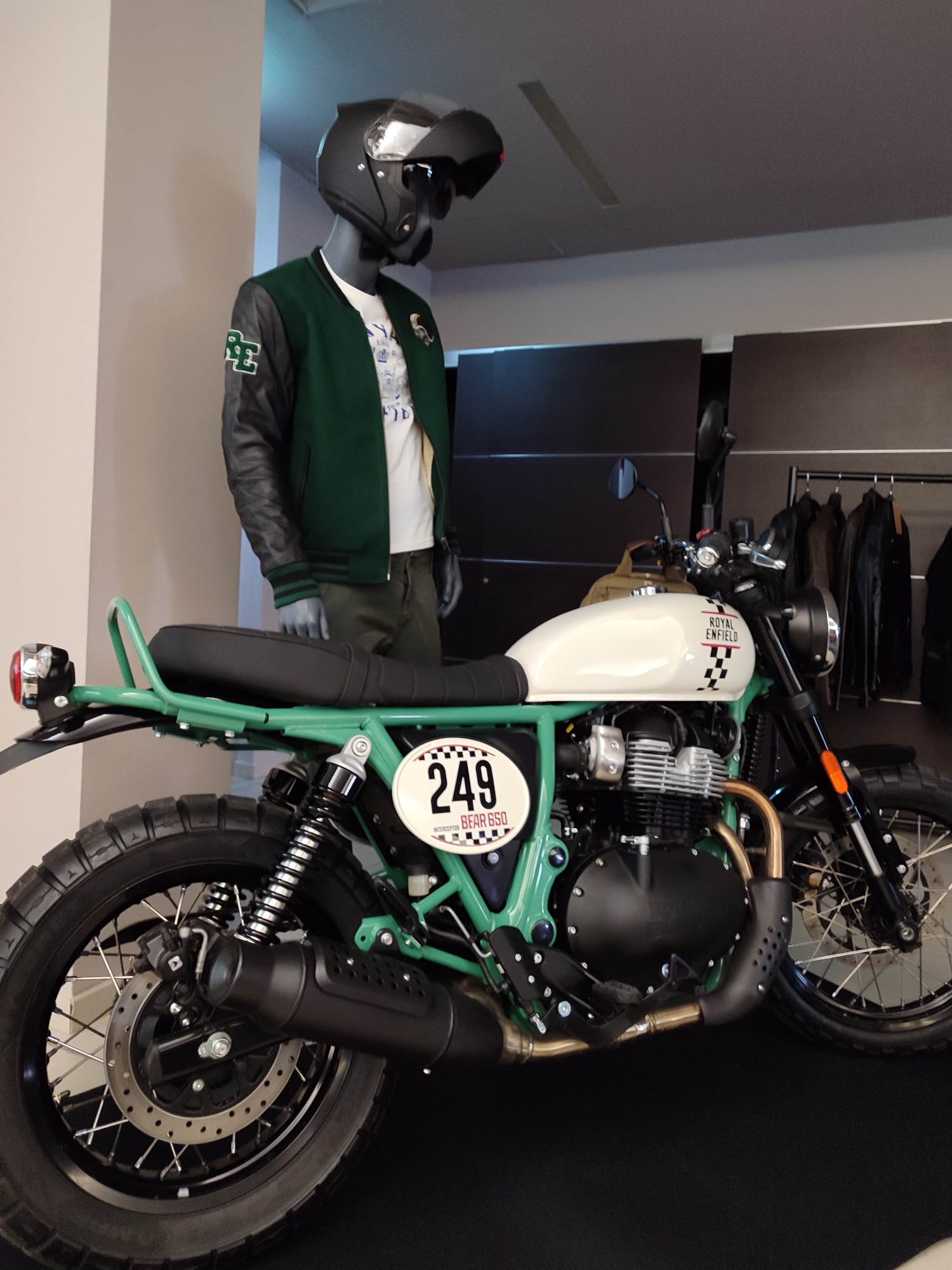 Royal Enfield Bear 650 - Promo Supervalutazione Usato € 500,00 - immagine 3