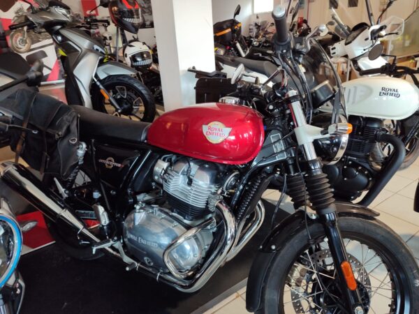 Royal Enfield Interceptor 650 Canyon Red - tagliandata - accessoriata - garanzia - finanziabile