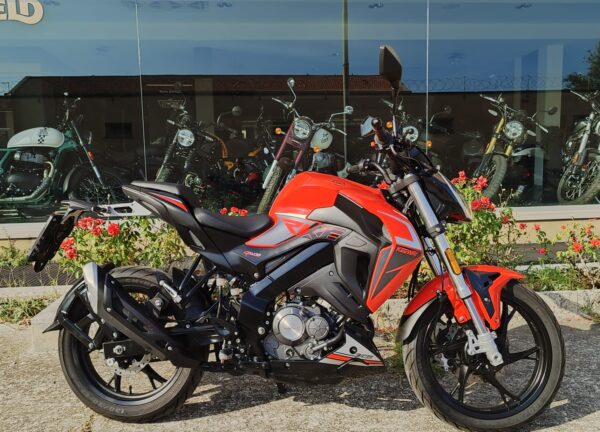 Keeway RKF125 Eu5 seminuova - km1140