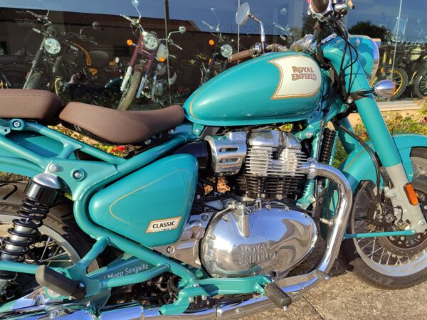 Royal Enfield Classic 650 Aziendale - fatturabile - finanziabile - garanzia ufficiale - immagine 5