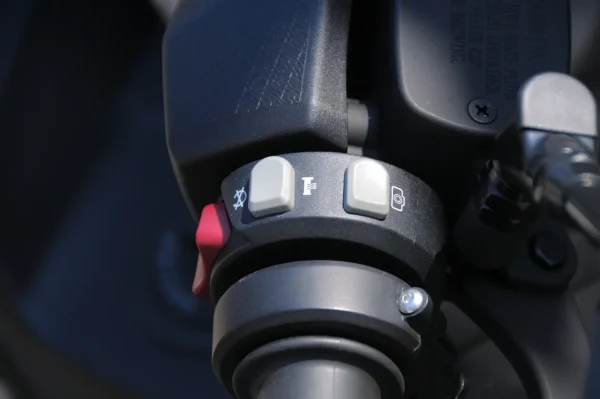 Voge SR3 300 pronta consegna - PROMO Finanziamenti - immagine 6