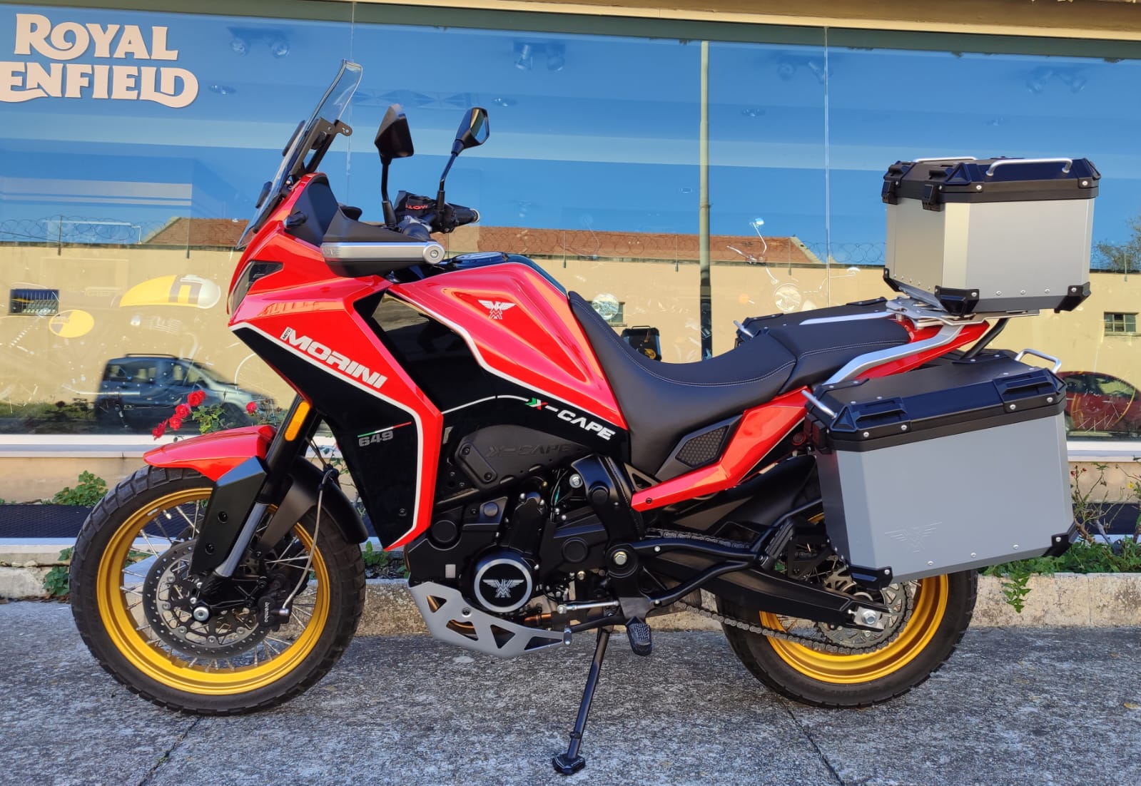 Moto Morini X Cape 650 Gold Wheels - Seminuova - Pluriaccessoriata - Km 3980 - immagine 4